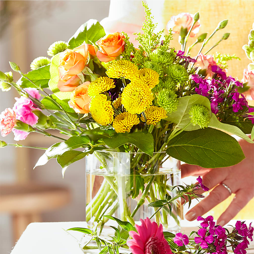 Bold & Bright – A Florist Original – Village Florist, Richmond KY