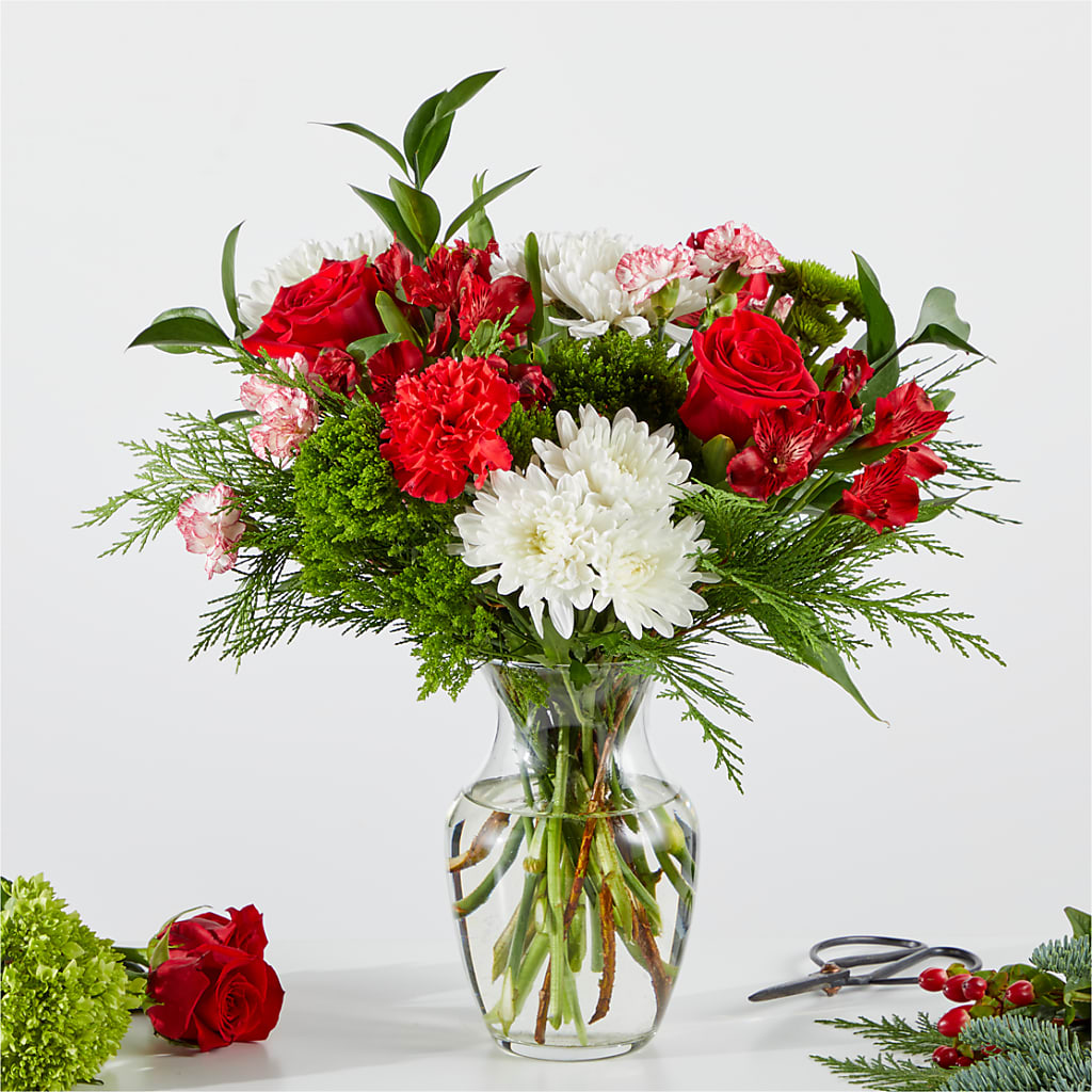 Merry Moment Bouquet – A Florist Original – Village Florist, Richmond KY