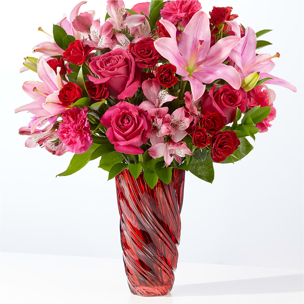 In Love Bouquet with Luxe Swirl Vase – Village Florist, Richmond KY