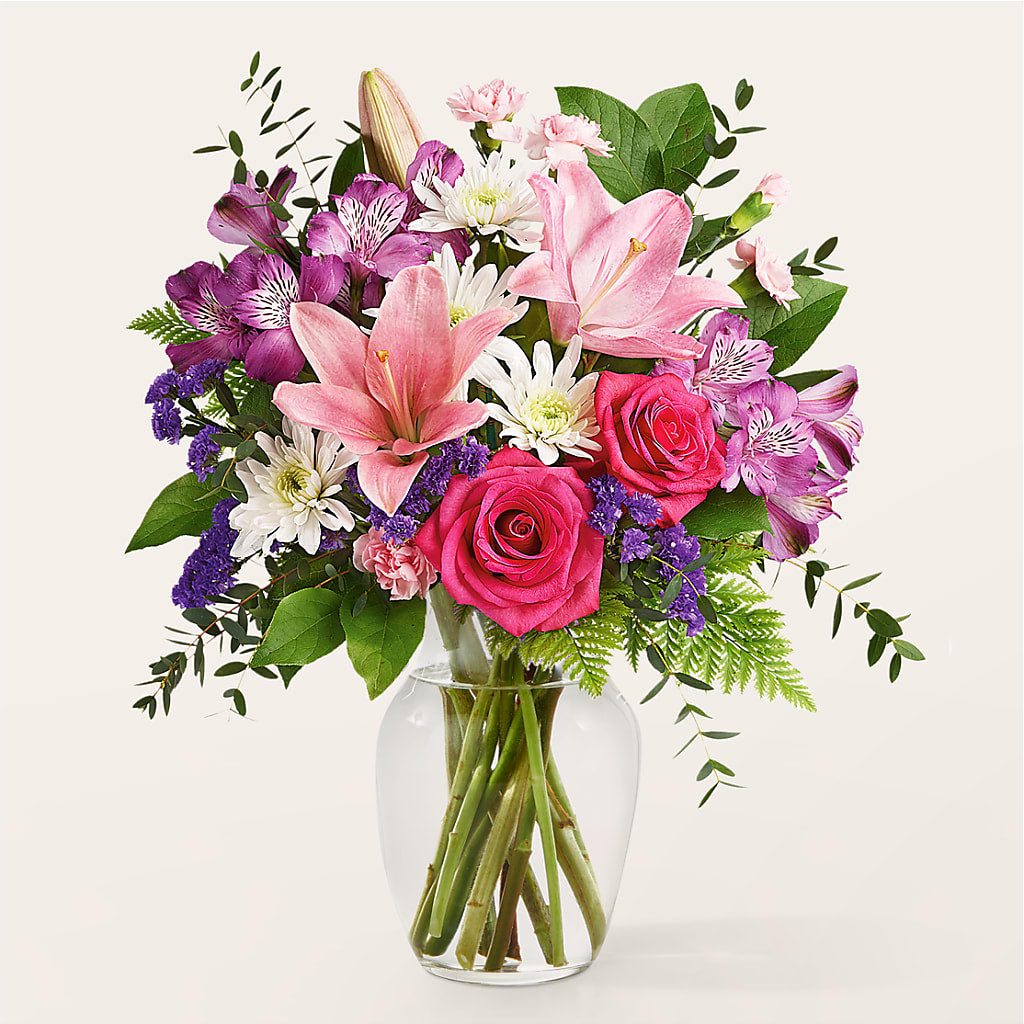Lace & Pearls Bouquet – Village Florist, Richmond KY