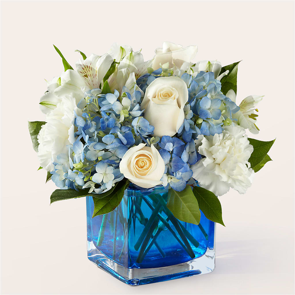 Soothing Waters Bouquet – Village Florist, Richmond KY