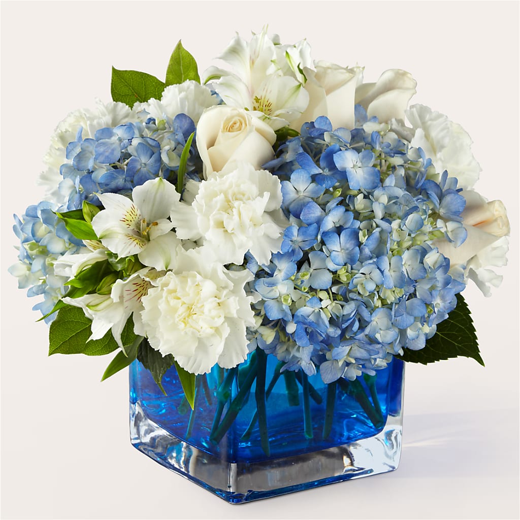 Soothing Waters Bouquet – Village Florist, Richmond KY