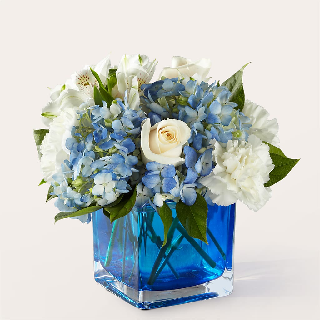 Soothing Waters Bouquet – Village Florist, Richmond KY