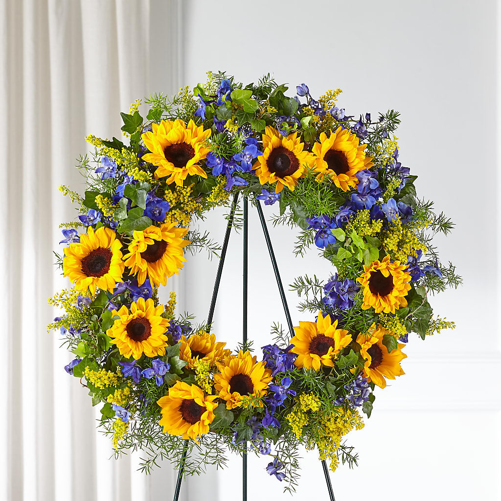 Bright Rays Wreath – Village Florist, Richmond KY