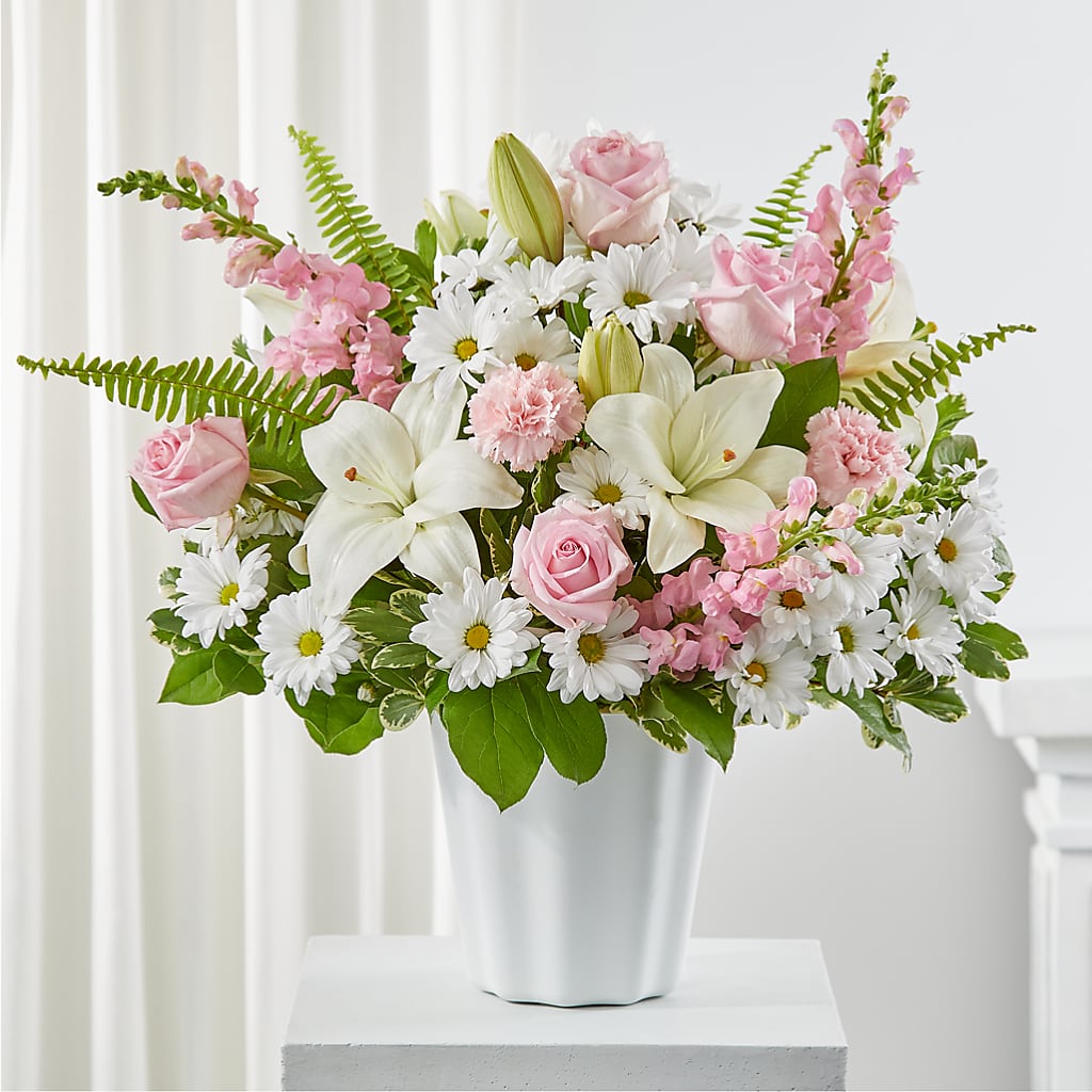 Soft Touch Tabletop Basket – Village Florist, Richmond KY