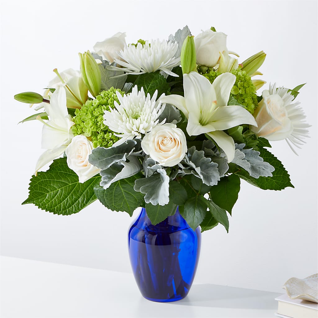 Snowy Dreams Bouquet – Village Florist, Richmond KY