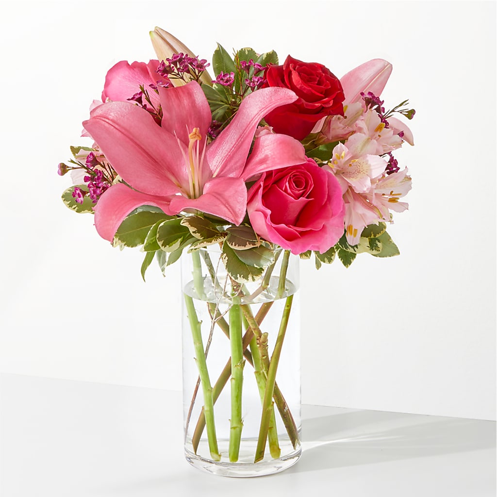 Lucky in Love Bouquet – Village Florist, Richmond KY