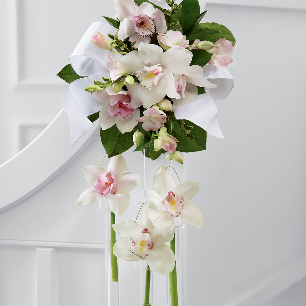 Perfect Entrance Pew Arrangement – Village Florist, Richmond KY