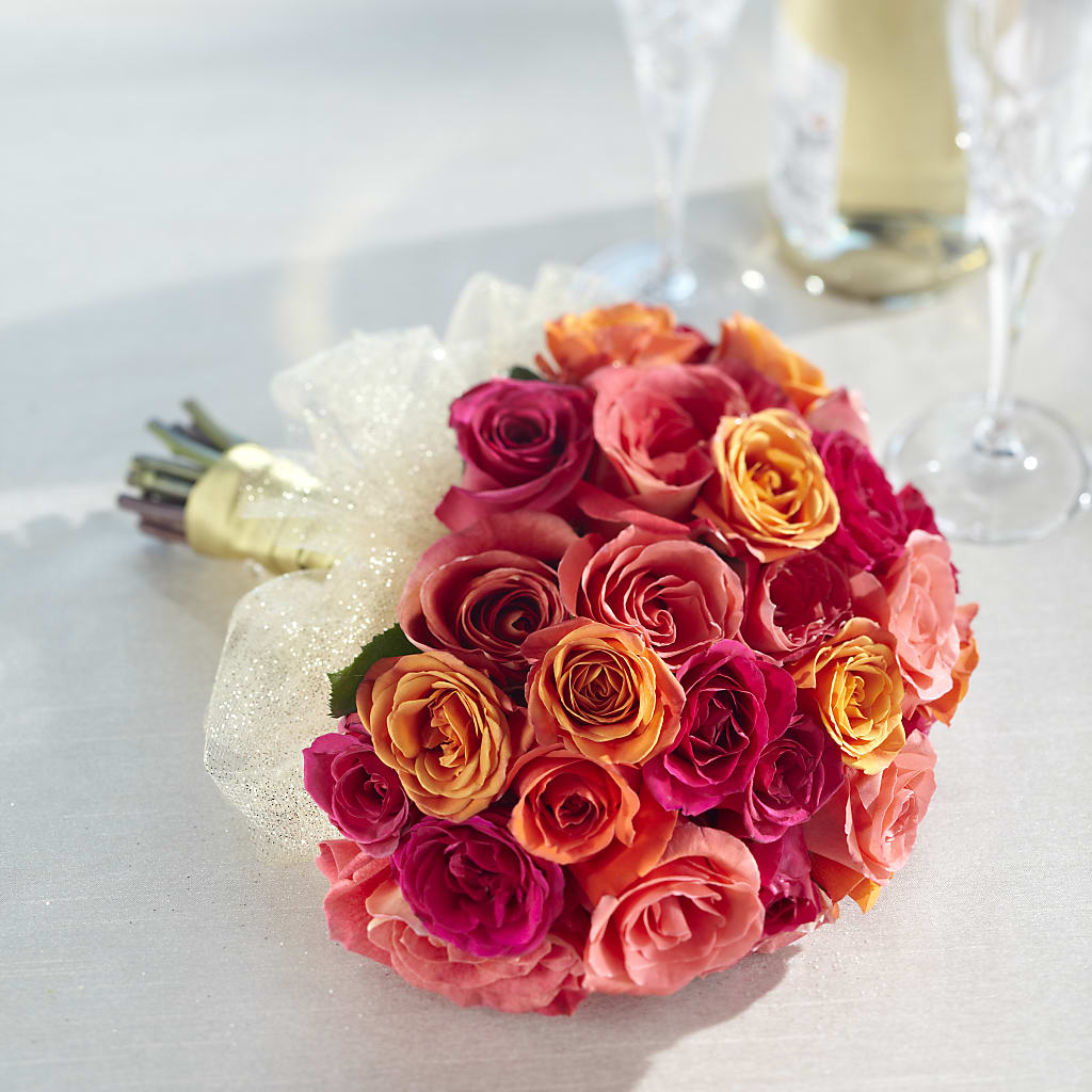 Sweet Roses Bouquet – Village Florist, Richmond KY