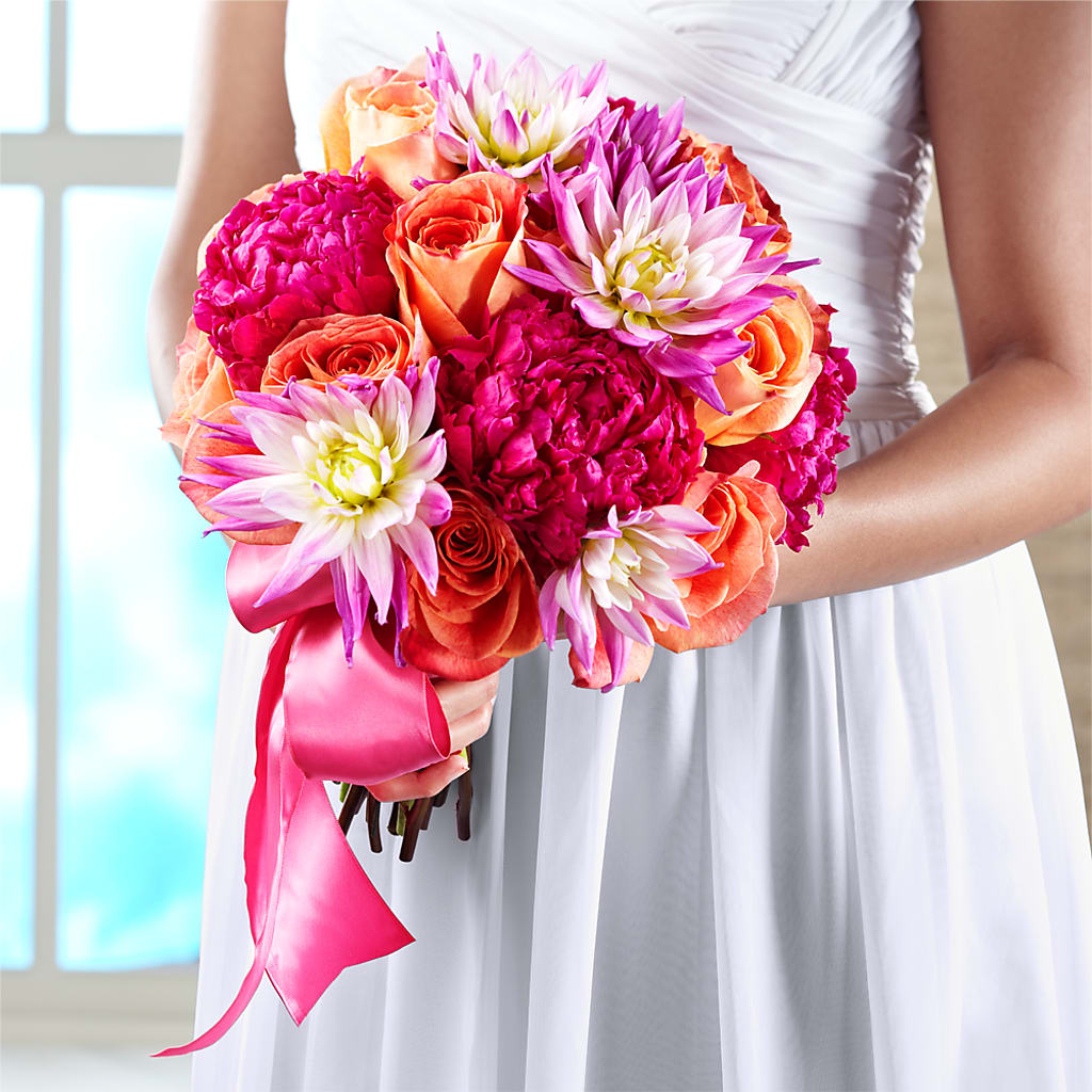 New Love Bouquet – Village Florist, Richmond KY