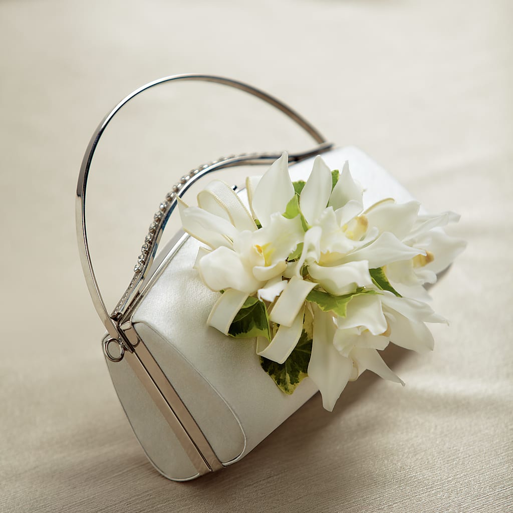 White Purse Decor – Village Florist, Richmond KY