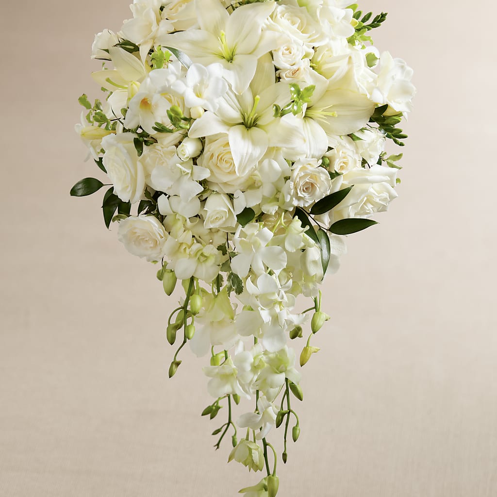 White Wonders Bouquet – Village Florist, Richmond KY