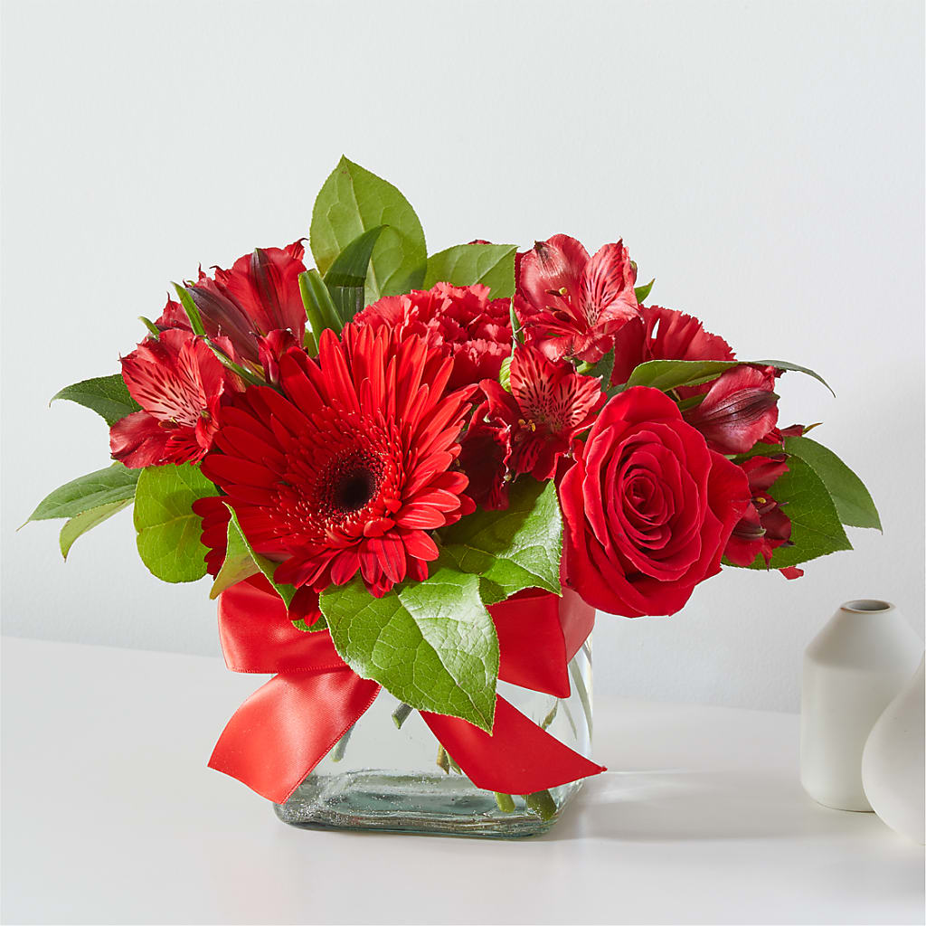 Red Hot Bouquet – Village Florist, Richmond KY