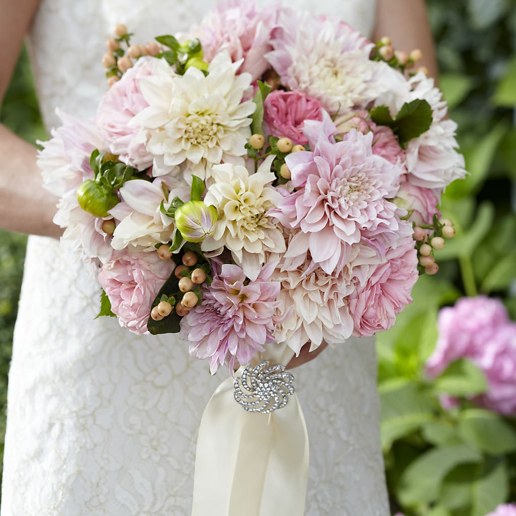Heart's Promise Bouquet – Village Florist, Richmond KY