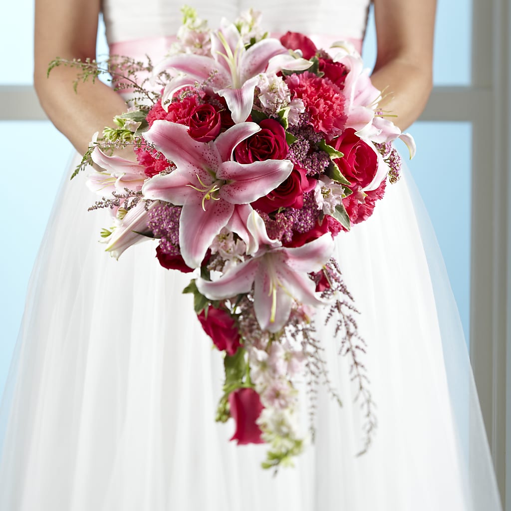 Lily & Rose Bouquet – Village Florist, Richmond KY