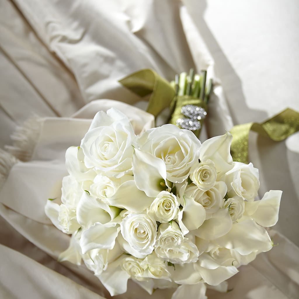 Serene Highness Bouquet – Village Florist, Richmond KY