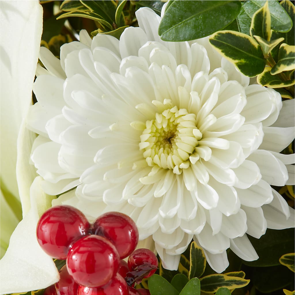 Festive Moments Tree –  Village Florist, Richmond KY