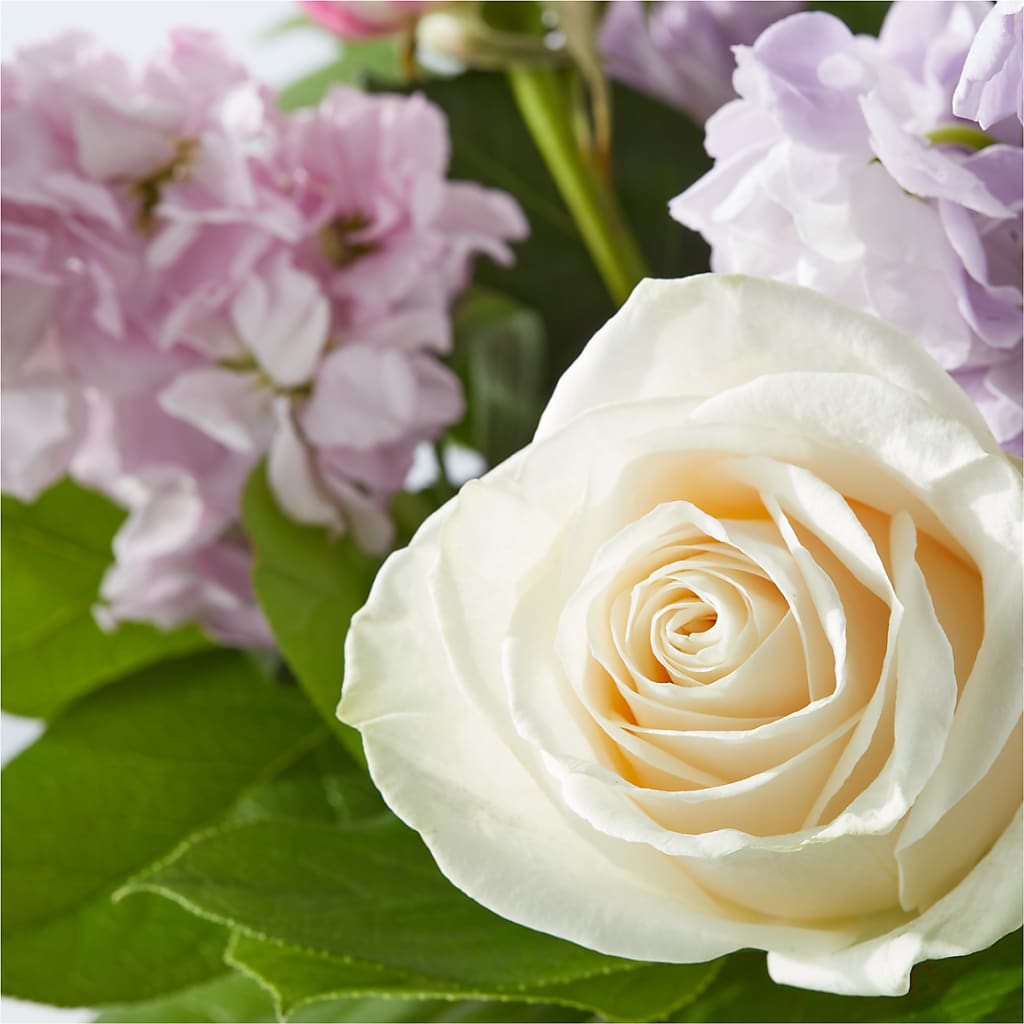 Springtime Spritz Bouquet –  Village Florist, Richmond KY