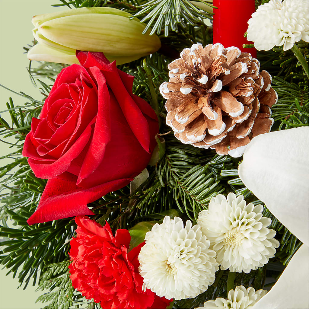 Seasonal Festivities Centerpiece –  Village Florist, Richmond KY