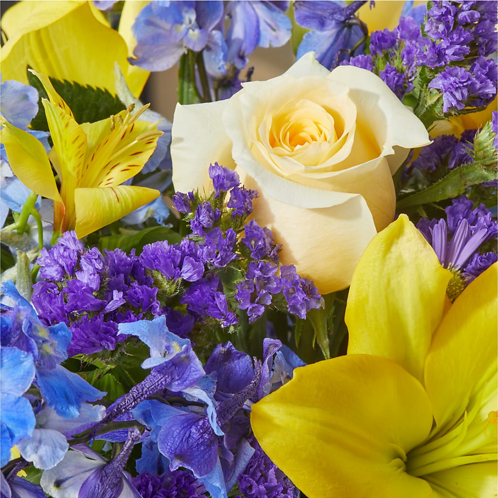 Limoncello Bouquet –  Village Florist, Richmond KY