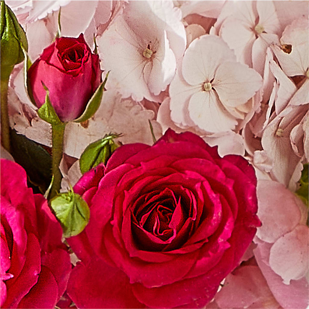 Glitz & Glam Bouquet –  Village Florist, Richmond KY