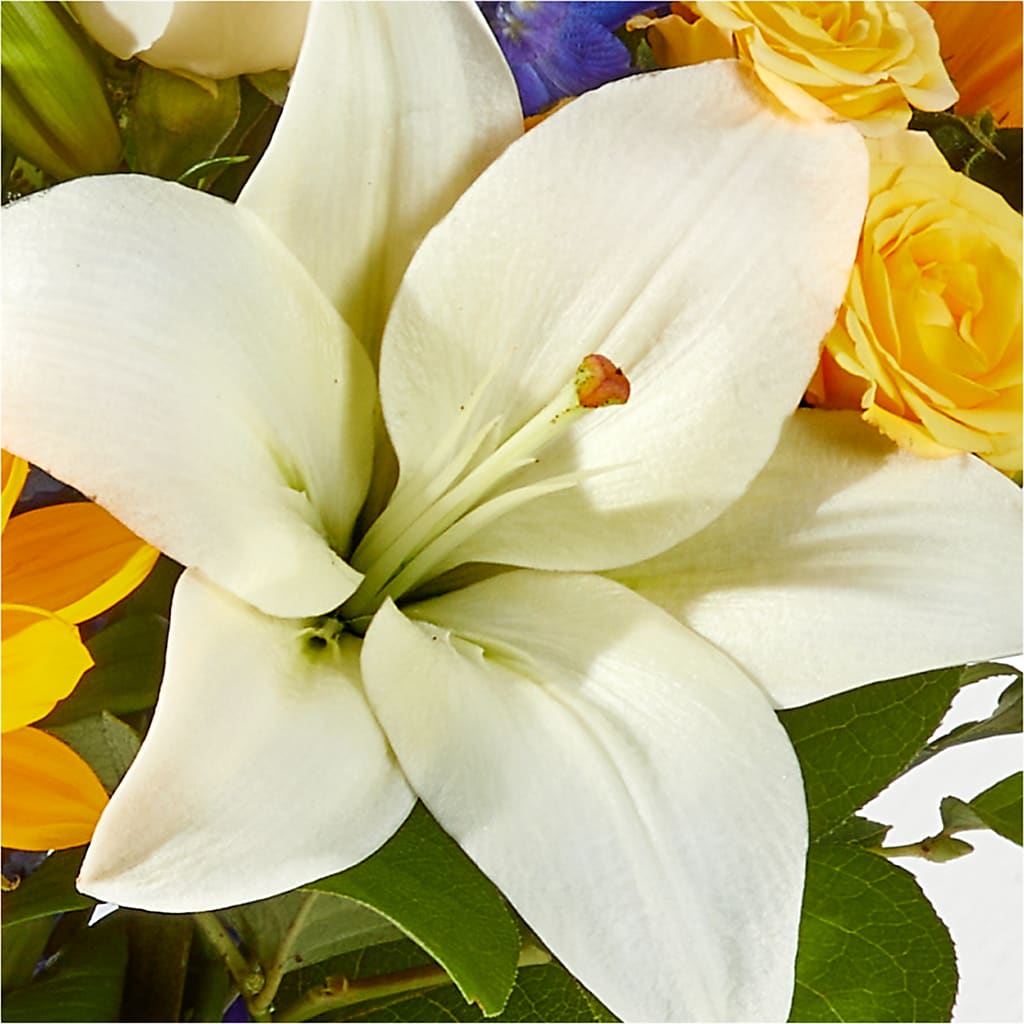 Wonderfully Sunny Bouquet –  Village Florist, Richmond KY