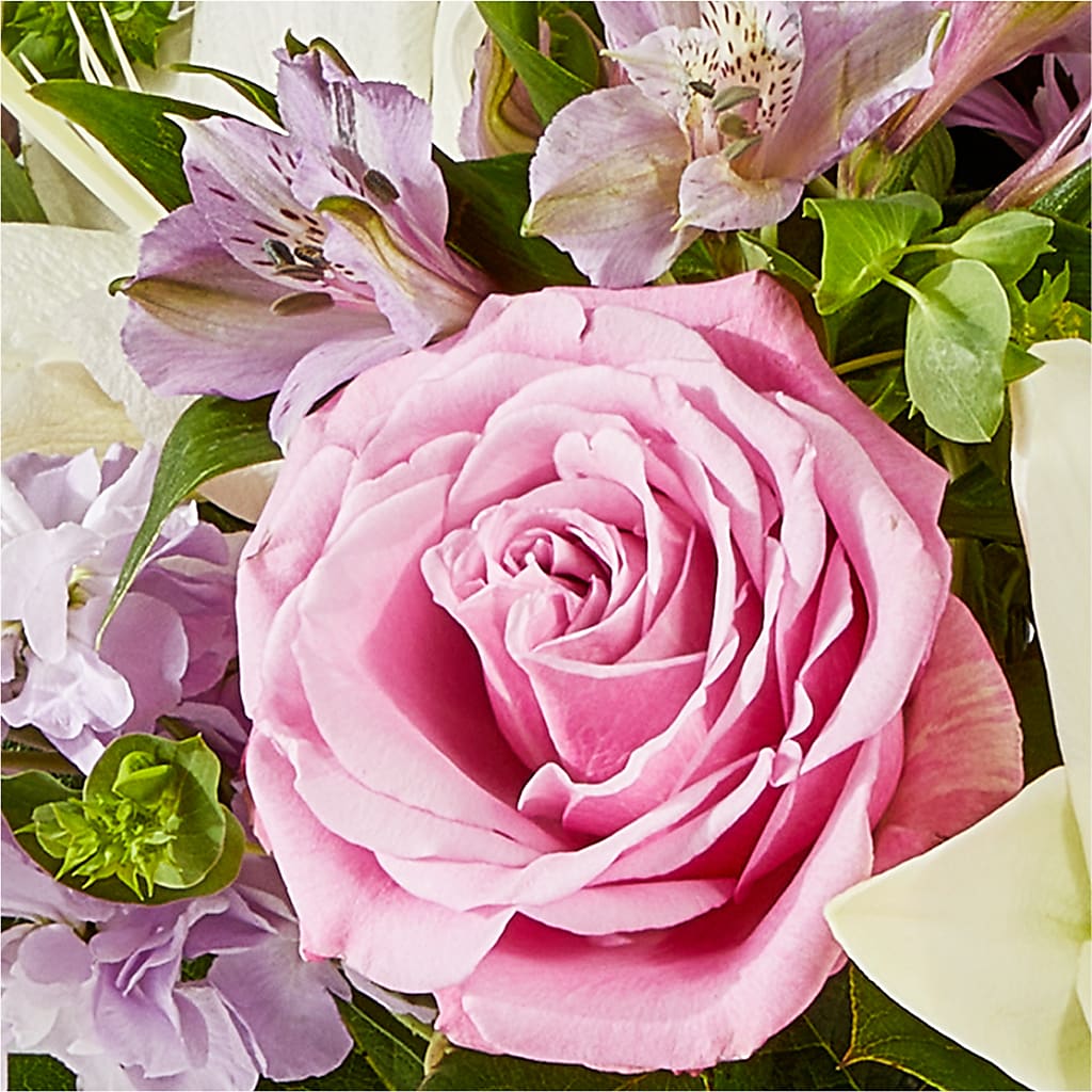 Daydreamer Bouquet –  Village Florist, Richmond KY