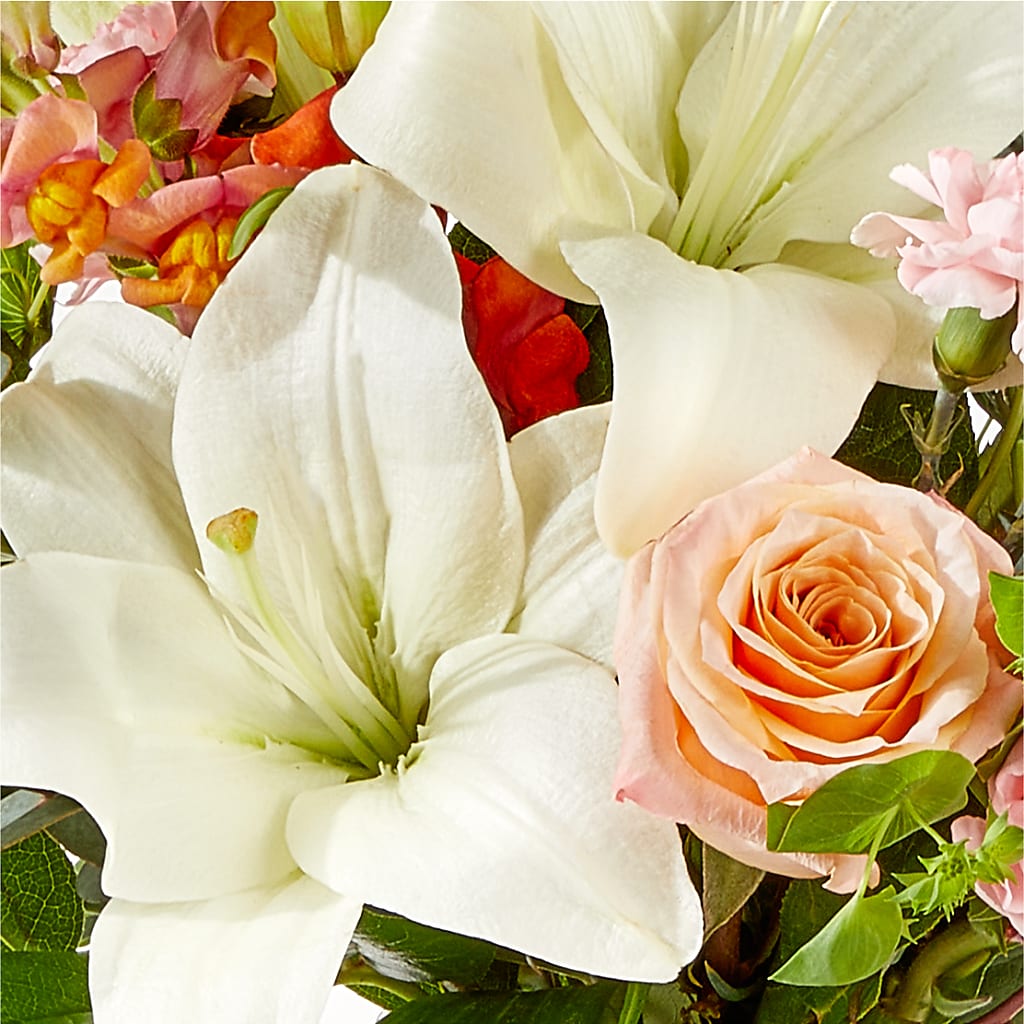 Grapefruit Splash Bouquet –  Village Florist, Richmond KY