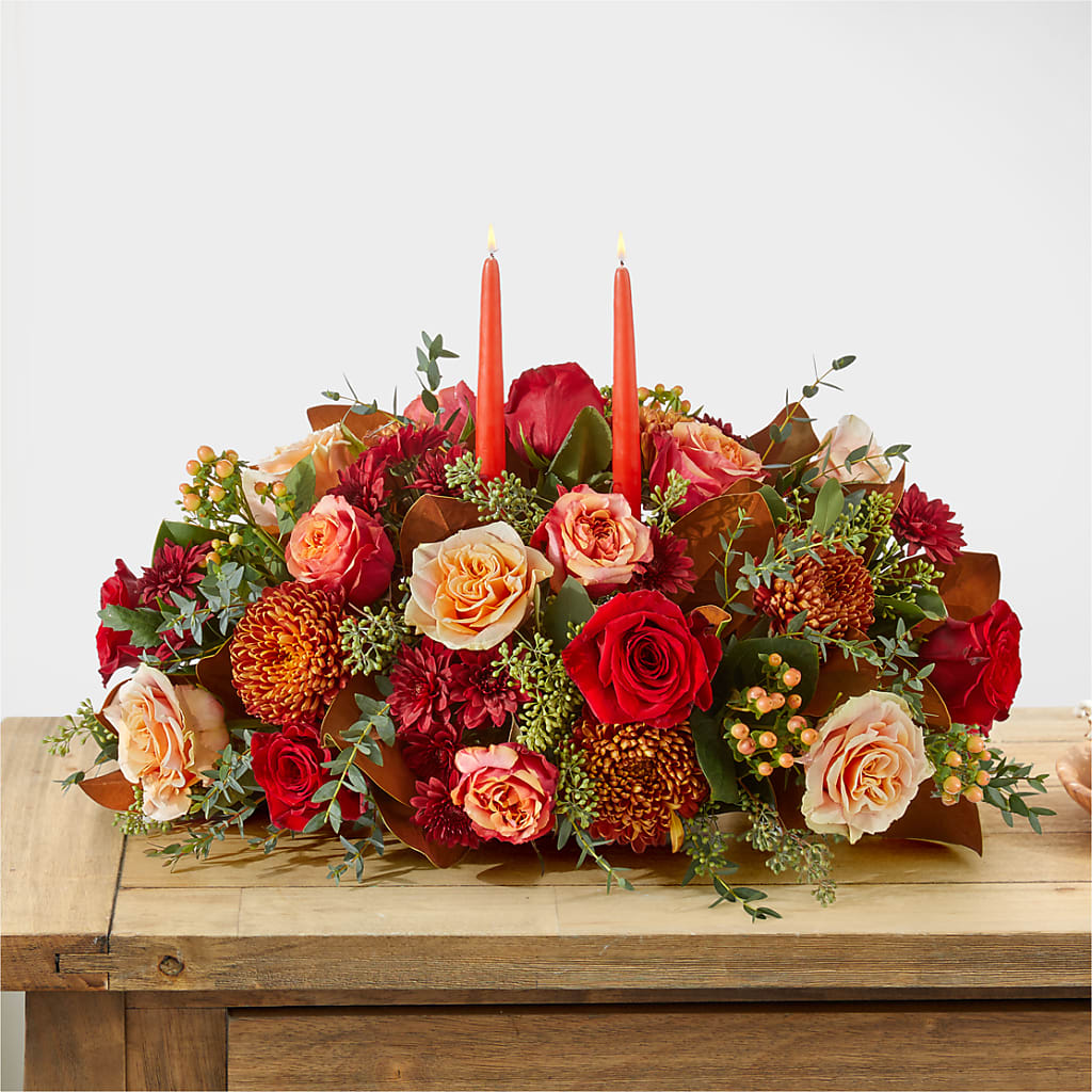 Gather Near Centerpiece –  Village Florist, Richmond KY